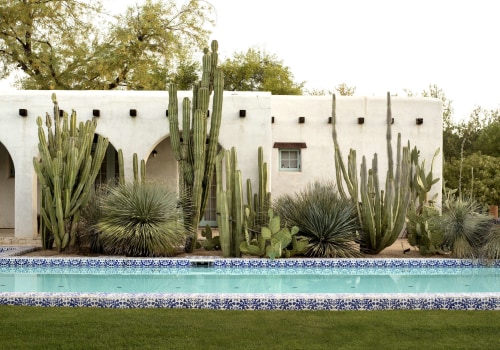 Choosing the Right Plants for an In-ground Pool Landscape
